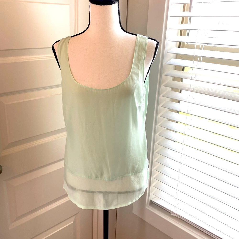 White House Black Market|| Sea foam green crepe sleeveless blouse